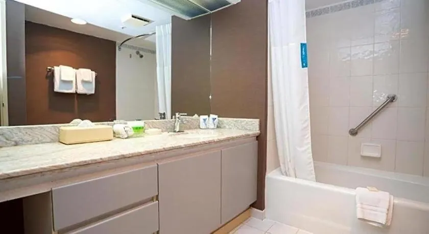 ***  Landis Hotel And Suites Vancouver Canada